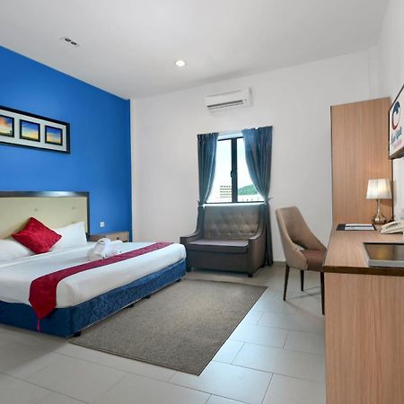 Royal Agate Beach Resort Pantai Cenang  Exterior foto