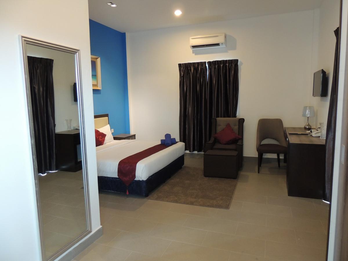 Royal Agate Beach Resort Pantai Cenang  Exterior foto